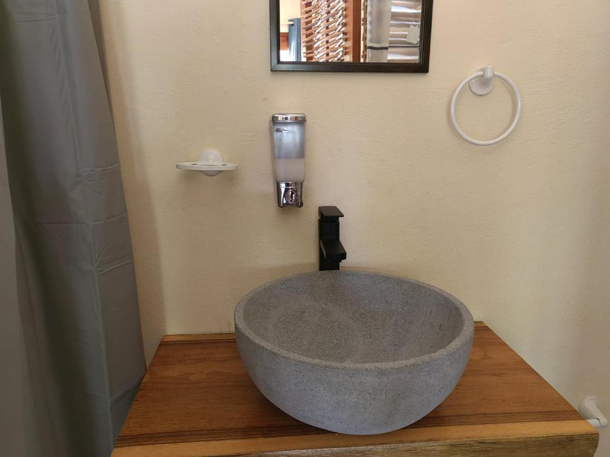 Coa De Collar Hotel Xpujil Kültér fotó